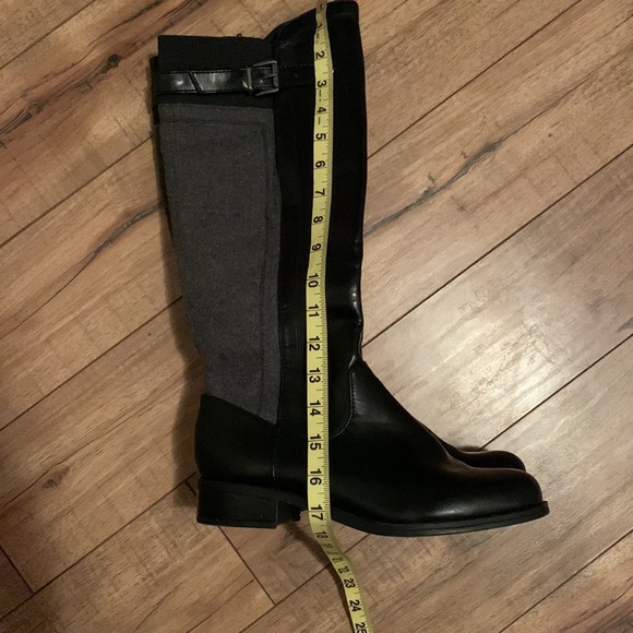 Black and grey tall vegan boots - Picture 11 of 14